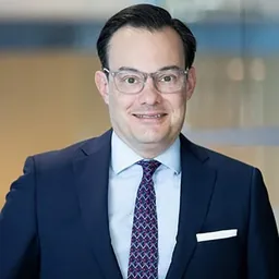 Portrait of Jonathan Simon
